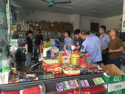 新雅街開(kāi)展文化市場(chǎng)大排查行動(dòng)暨“掃黃打非”宣傳活動(dòng)，確保市場(chǎng)健康有序